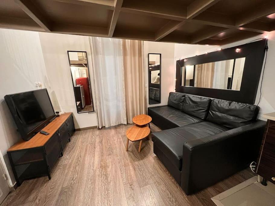 Studio Balcon Champs-Elysees - Hala Paris Eksteriør bilde